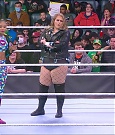 WWE_RAW_17th_Jan_2022_720p_WEBRip_h264-TJ_mp4_000572505.jpg