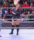 WWE_RAW_17th_Jan_2022_720p_WEBRip_h264-TJ_mp4_000572905.jpg
