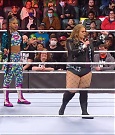 WWE_RAW_17th_Jan_2022_720p_WEBRip_h264-TJ_mp4_000635501.jpg