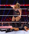 WWE_RAW_17th_Jan_2022_720p_WEBRip_h264-TJ_mp4_000832903.jpg