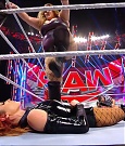 WWE_RAW_17th_Jan_2022_720p_WEBRip_h264-TJ_mp4_000857327.jpg