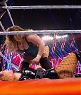 WWE_RAW_17th_Jan_2022_720p_WEBRip_h264-TJ_mp4_000894181.jpg