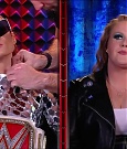 WWE_Monday_Night_Raw_2022_01_24_720p_HDTV_x264-NWCHD_mp4_005440206.jpg
