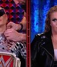 WWE_Monday_Night_Raw_2022_01_24_720p_HDTV_x264-NWCHD_mp4_005442609.jpg