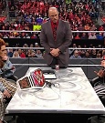 WWE_Monday_Night_Raw_2022_02_14_720p_HDTV_x264-NWCHD_mp4_003667296.jpg