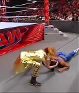 WWE_Monday_Night_Raw_2022_03_14_720p_HDTV_x264-NWCHD_mp4_004719385.jpg