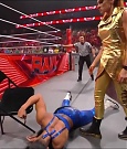 WWE_Monday_Night_Raw_2022_03_14_720p_HDTV_x264-NWCHD_mp4_004750216.jpg