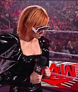 WWE_RAW_25th_April_2022_720p_WEBRip_h264-TJ_mp4_003646909.jpg