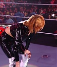 WWE_RAW_25th_April_2022_720p_WEBRip_h264-TJ_mp4_003732995.jpg