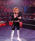 WWE_RAW_25th_April_2022_720p_WEBRip_h264-TJ_mp4_003752214.jpg