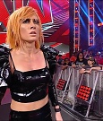 WWE_RAW_25th_April_2022_720p_WEBRip_h264-TJ_mp4_003965361.jpg