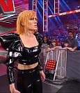 WWE_RAW_25th_April_2022_720p_WEBRip_h264-TJ_mp4_003969365.jpg