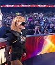 WWE_Monday_Night_Raw_2022_05_02_720p_HDTV_x264-NWCHD_mp4_006319954.jpg