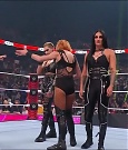 WWE_Monday_Night_Raw_2022_05_02_720p_HDTV_x264-NWCHD_mp4_006751919.jpg