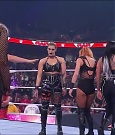 WWE_Monday_Night_Raw_2022_05_02_720p_HDTV_x264-NWCHD_mp4_006754722.jpg