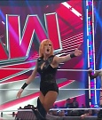 WWE_Monday_Night_Raw_2022_05_02_720p_HDTV_x264-NWCHD_mp4_006804405.jpg