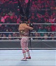 WWE_Monday_Night_Raw_2022_05_02_720p_HDTV_x264-NWCHD_mp4_006892093.jpg