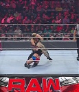 WWE_Monday_Night_Raw_2022_05_02_720p_HDTV_x264-NWCHD_mp4_007103504.jpg