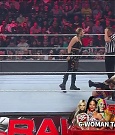 WWE_Monday_Night_Raw_2022_05_02_720p_HDTV_x264-NWCHD_mp4_007112313.jpg