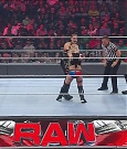 WWE_Monday_Night_Raw_2022_05_02_720p_HDTV_x264-NWCHD_mp4_007123124.jpg