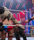 WWE_Monday_Night_Raw_2022_05_02_720p_HDTV_x264-NWCHD_mp4_007145947.jpg