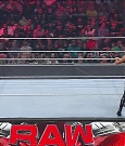 WWE_Monday_Night_Raw_2022_05_02_720p_HDTV_x264-NWCHD_mp4_007150351.jpg