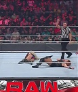 WWE_Monday_Night_Raw_2022_05_02_720p_HDTV_x264-NWCHD_mp4_007191192.jpg