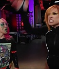 WWE_Monday_Night_Raw_2022_05_09_720p_HDTV_x264-NWCHD_mp4_004198430.jpg