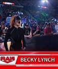 WWE_Monday_Night_Raw_2022_05_09_720p_HDTV_x264-NWCHD_mp4_007090754.jpg