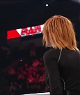 WWE_Monday_Night_Raw_2022_05_09_720p_HDTV_x264-NWCHD_mp4_007507204.jpg
