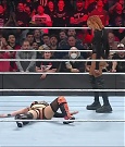 WWE_Monday_Night_Raw_2022_05_09_720p_HDTV_x264-NWCHD_mp4_007508405.jpg