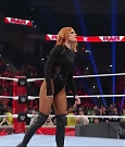 WWE_Monday_Night_Raw_2022_05_09_720p_HDTV_x264-NWCHD_mp4_007534031.jpg
