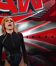 WWE_Monday_Night_Raw_2022_05_09_720p_HDTV_x264-NWCHD_mp4_007576873.jpg