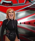 WWE_Monday_Night_Raw_2022_05_09_720p_HDTV_x264-NWCHD_mp4_007594891.jpg