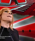 WWE_Monday_Night_Raw_2022_05_09_720p_HDTV_x264-NWCHD_mp4_007604501.jpg