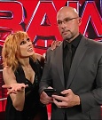 WWE_Monday_Night_Raw_2022_05_16_720p_HDTV_x264-NWCHD_mp4_002013045.jpg