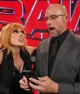WWE_Monday_Night_Raw_2022_05_16_720p_HDTV_x264-NWCHD_mp4_002028261.jpg