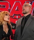 WWE_Monday_Night_Raw_2022_05_16_720p_HDTV_x264-NWCHD_mp4_002030263.jpg