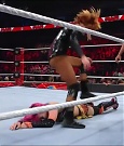 WWE_Monday_Night_Raw_2022_05_23_720p_HDTV_x264-NWCHD_mp4_007566767.jpg