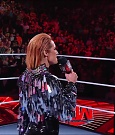 WWE_RAW_30th_May_2022_720p_WEBRip_h264_mp4_000158358.jpg