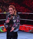 WWE_RAW_30th_May_2022_720p_WEBRip_h264_mp4_000227627.jpg