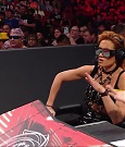 WWE_RAW_30th_May_2022_720p_WEBRip_h264_mp4_000700666.jpg
