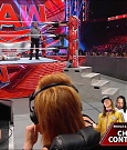 WWE_RAW_30th_May_2022_720p_WEBRip_h264_mp4_001067479.jpg