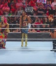 WWE_Monday_Night_Raw_2022_06_20_720p_HDTV_x264-NWCHD_mp4_000429228.jpg