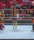 WWE_Monday_Night_Raw_2022_06_20_720p_HDTV_x264-NWCHD_mp4_000430029.jpg