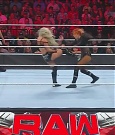 WWE_Monday_Night_Raw_2022_06_20_720p_HDTV_x264-NWCHD_mp4_000988754.jpg
