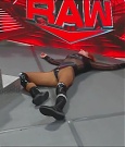 WWE_Monday_Night_Raw_2022_06_20_720p_HDTV_x264-NWCHD_mp4_007384551.jpg