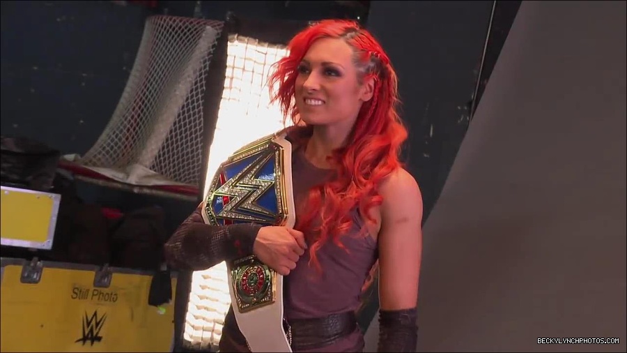 Y2Mate_is_-_Becky_Lynch_is_photographed_as_SmackDown_Women_s_Champion_Sept__132C_2016-mAPhiSWTcLA-720p-1655905971639_mp4_000001500.jpg