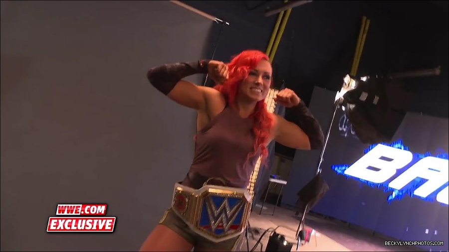 Y2Mate_is_-_Becky_Lynch_is_photographed_as_SmackDown_Women_s_Champion_Sept__132C_2016-mAPhiSWTcLA-720p-1655905971639_mp4_000019900.jpg