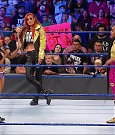 WWE_SmackDown_2021_08_27_720p_WEB_h264-HEEL_mp4_000533733.jpg